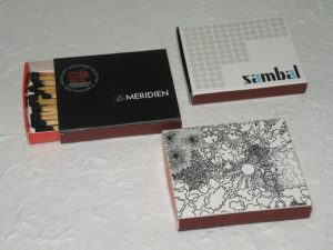 ผลิตกล่องไม้ขีดไฟ